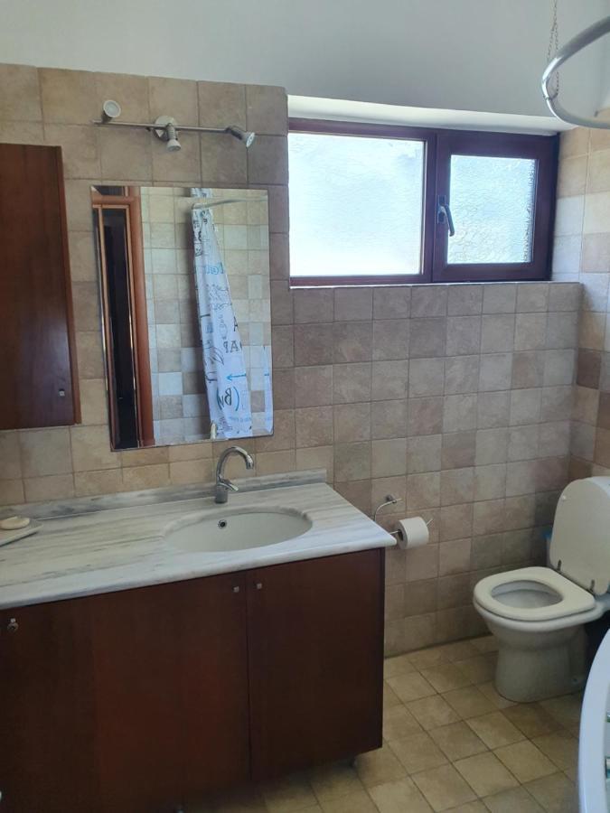 Julia'S Apartment Каламата Экстерьер фото