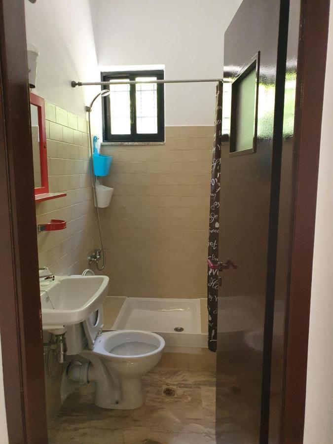 Julia'S Apartment Каламата Экстерьер фото