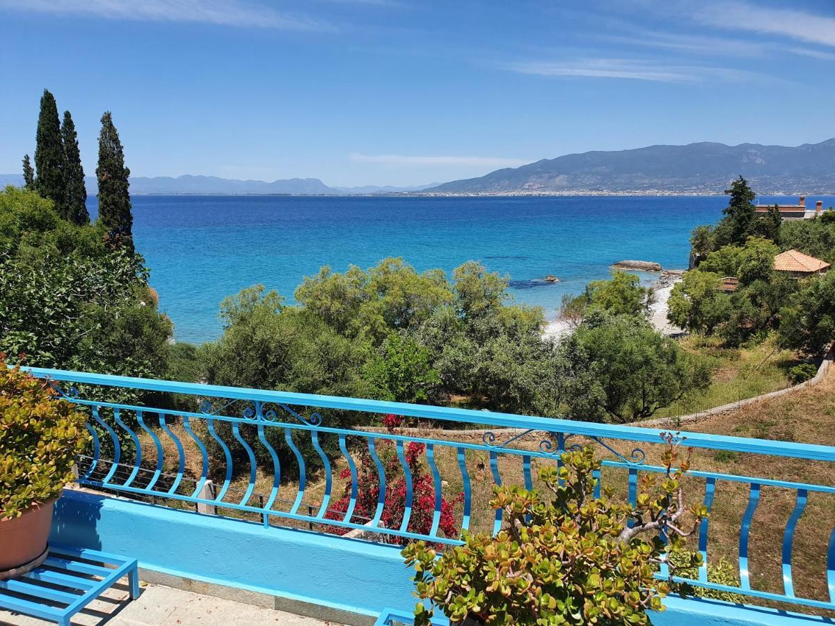 Julia'S Apartment Каламата Экстерьер фото