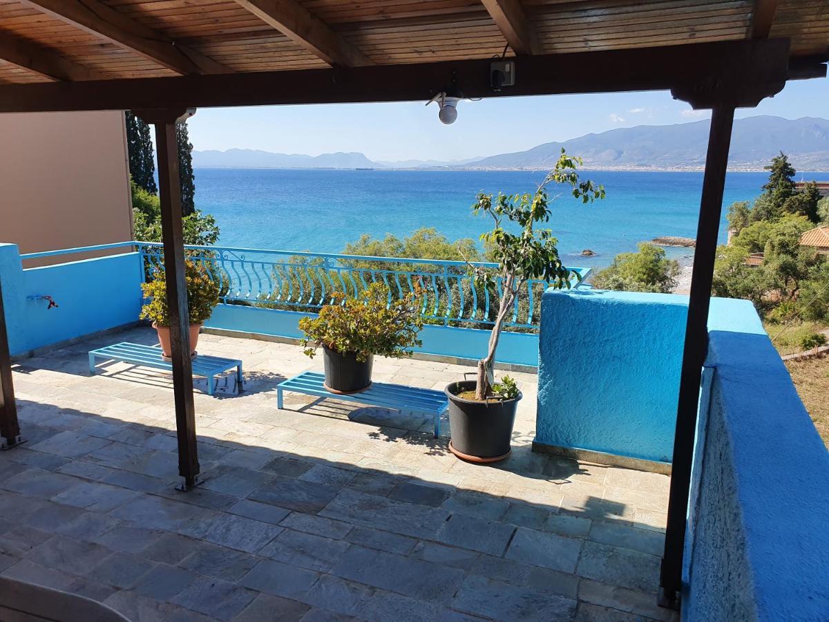 Julia'S Apartment Каламата Экстерьер фото